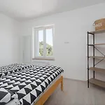 Апартаменты Figaro With Pool And Garden For 4 Persons