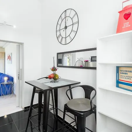 Figaro With Pool And Garden For 4 Persons Apartment
